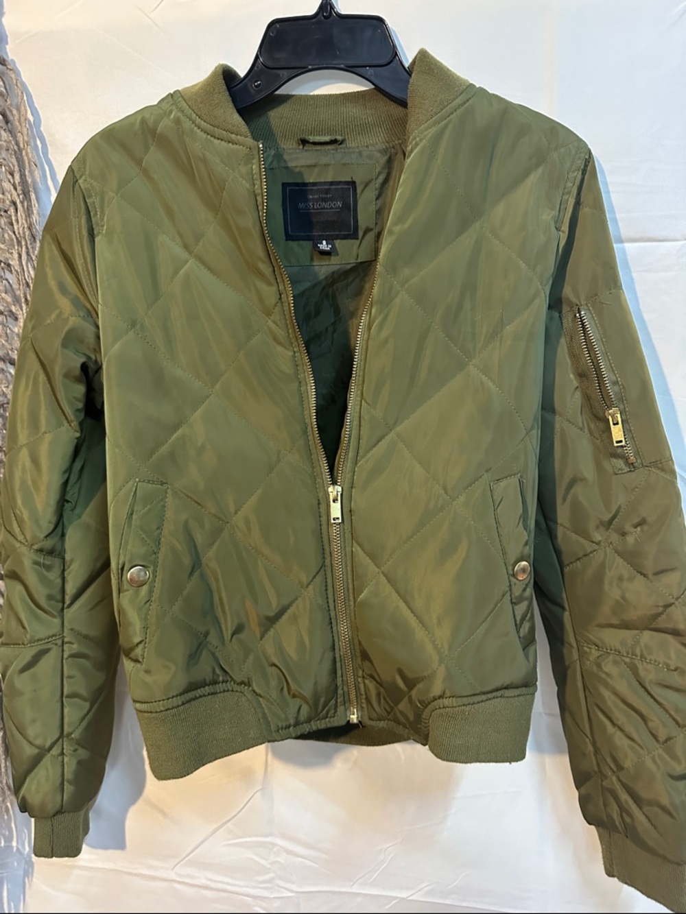 Miss London Quilted Bomber Jacket in Olive
